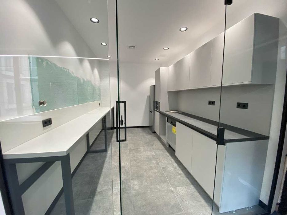 Без%! Оренда сучасного офісу на Подолі, м.Контрактовая пл. (350 кв.м.)