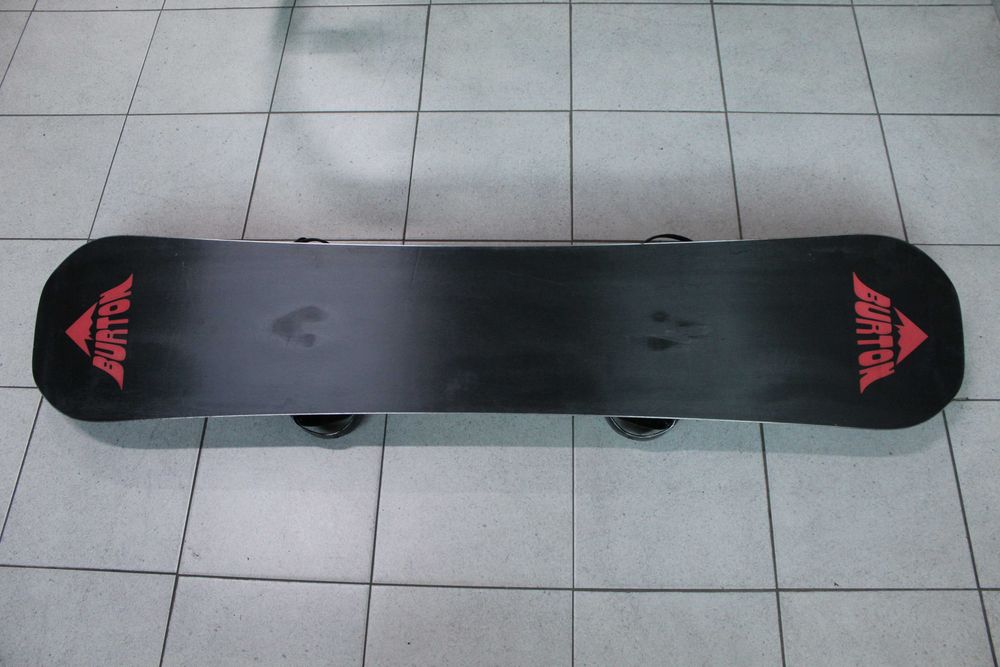 Deska Snowboard BURTON RADIUS 155 W cm + Wiązania BURTON Czerwone