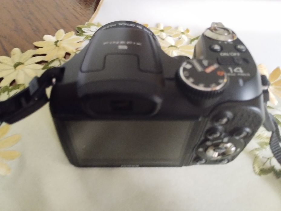 Finepix s2980 w bardzo dobrym stanie pokrowiez