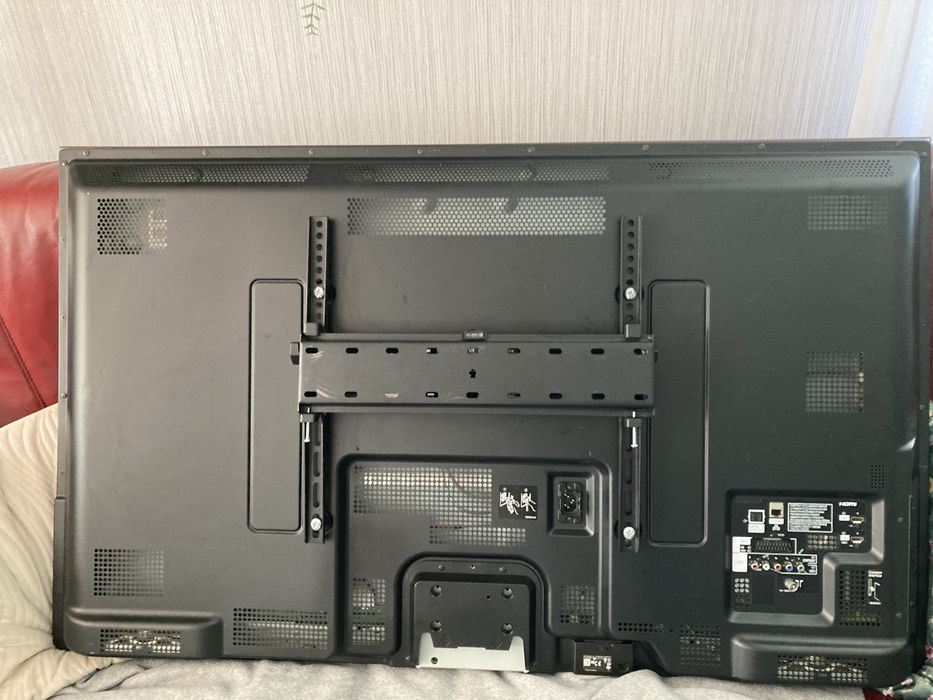 Panasonic TX-P50UT50E