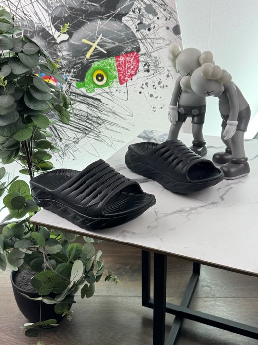 Нові тапочки шльопки Hoka Ora Recovery 40 розмір Е12087