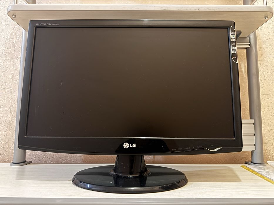 Монітор LG FLATRON w2243s
