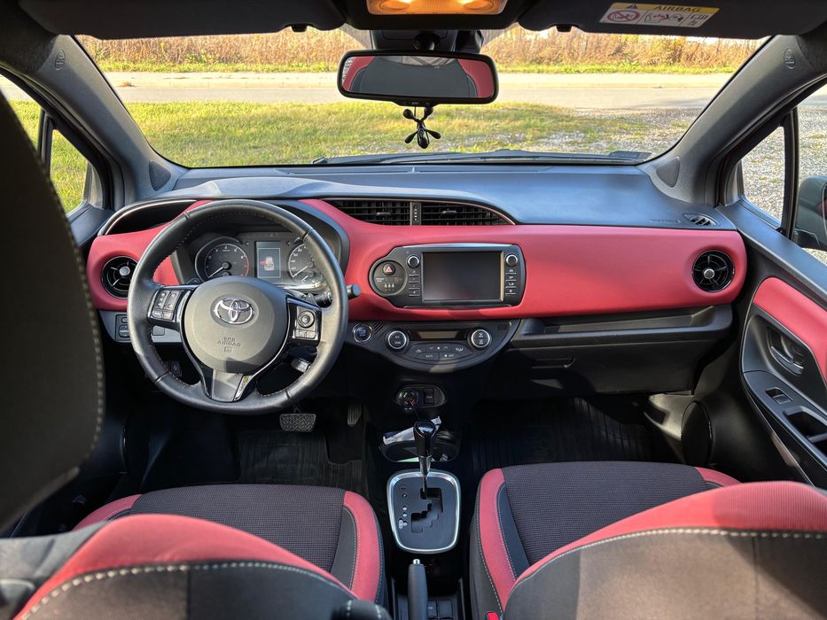Toyota YARIS Selection