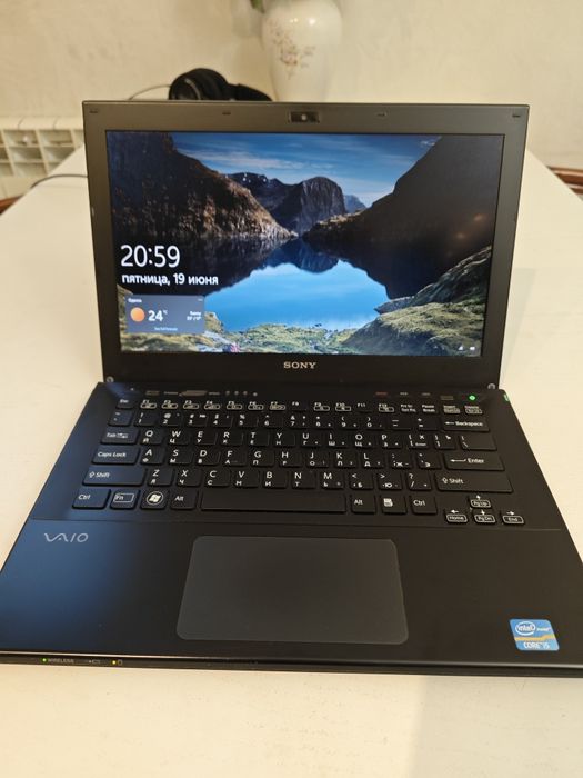 Ноутбук Sony Vaio SVS13