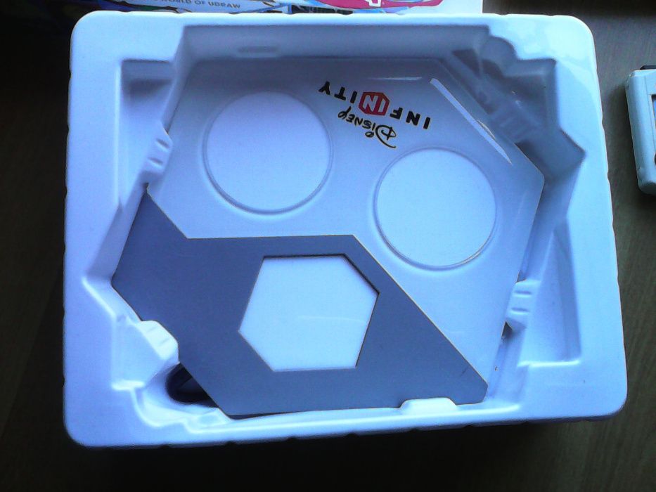 jogo infinity 2.0, base e 11 figuras