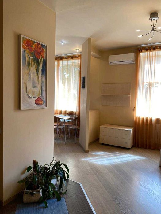 Продам квартиру в исторической части города, ул. Чернышевского 21