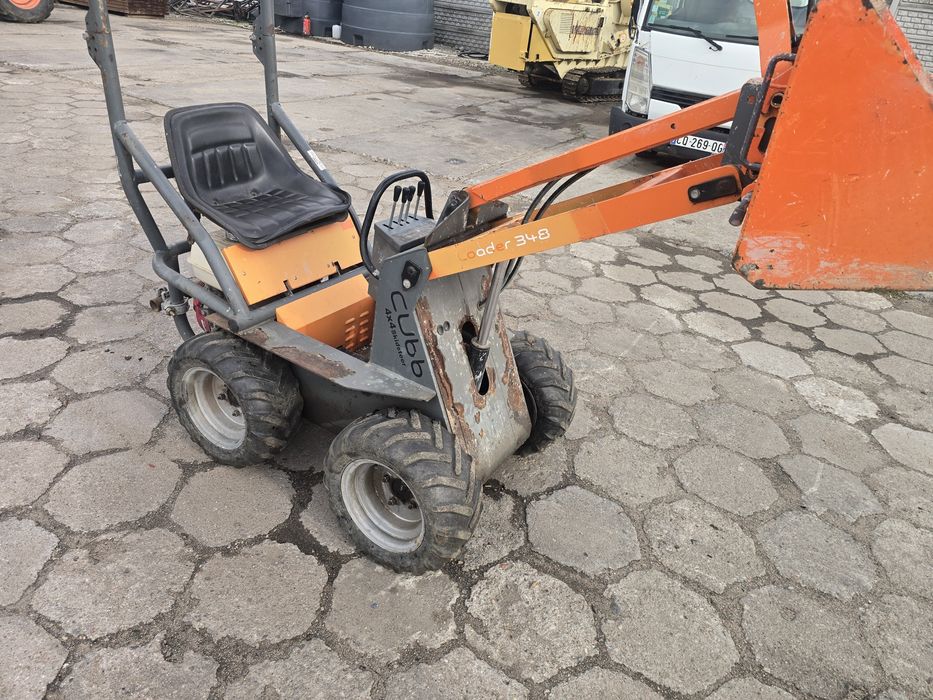 Mini ładowarka 4x4
