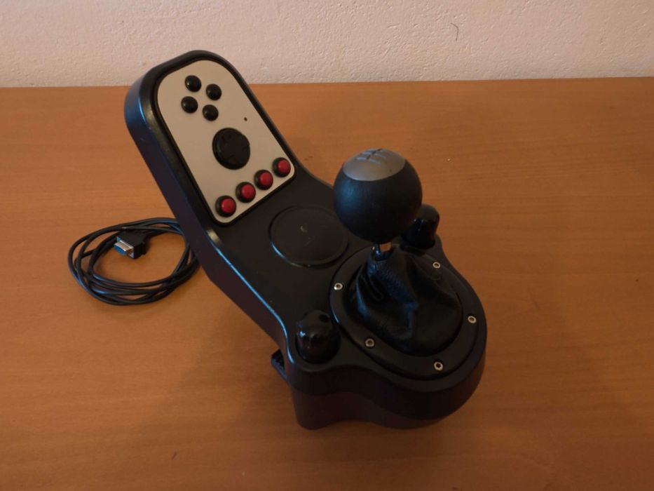Kierownica Logitech G27 Racing Wheel