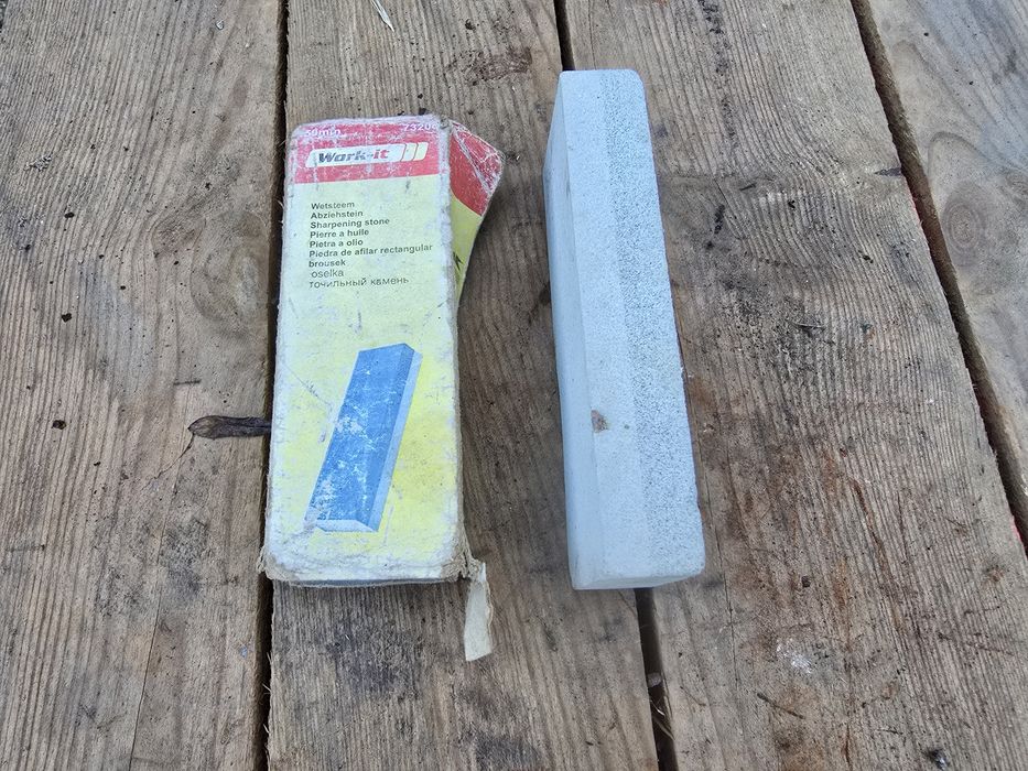 Stara osełka do ostrzenia