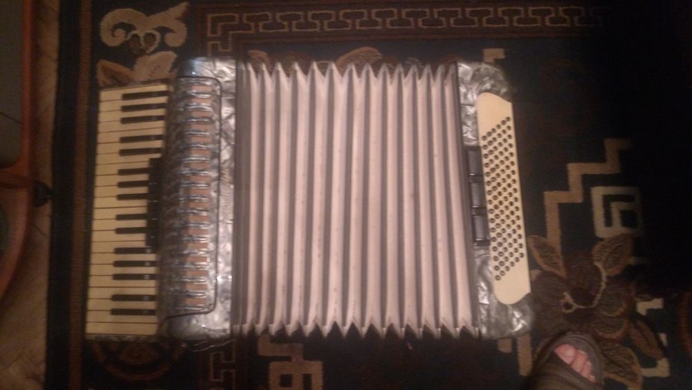 Акордеон Weltmeister