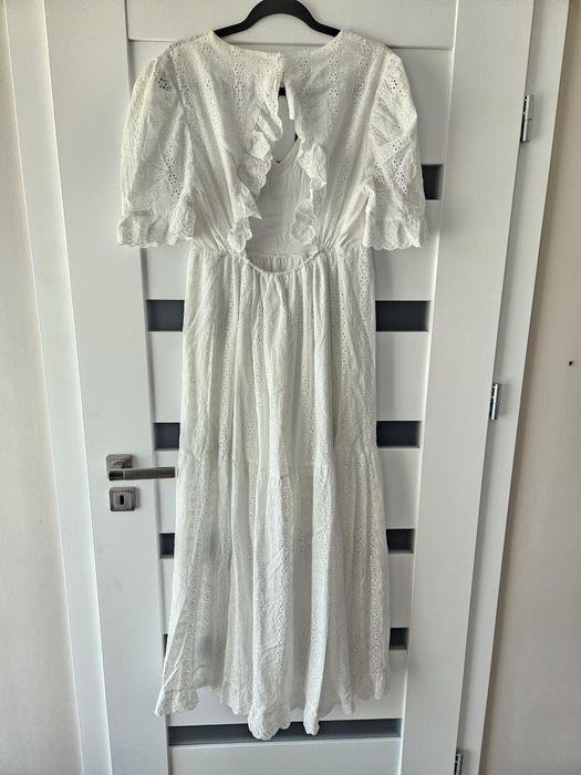 Długa sukienka biała z krótkim rękawem r. 40/ L