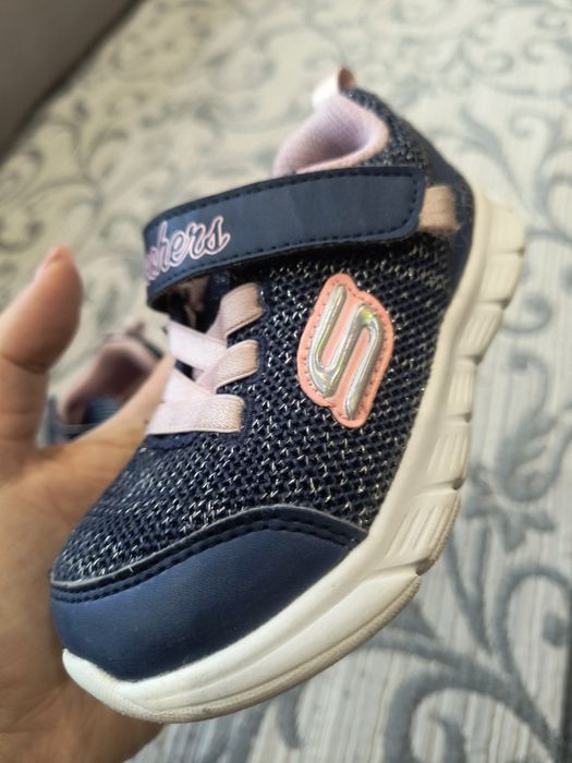 Кросівки sketchers 23 розмір
