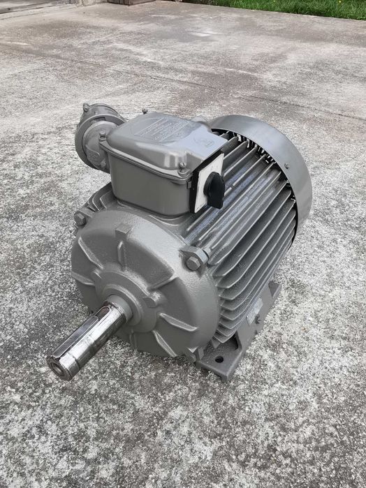 Silnik elektryczny 11 KW Polski  380v 1460 obr/min