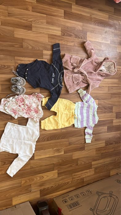 Одяг для дівчинки