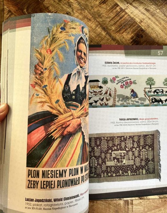 Matki żony i traktorzystki wystawa Polki Socrealizm plakat PRL