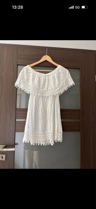 Biala sukienka roz S
