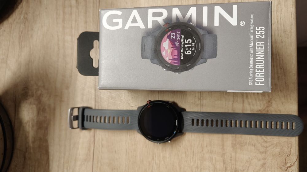 Garmin forerunner 255