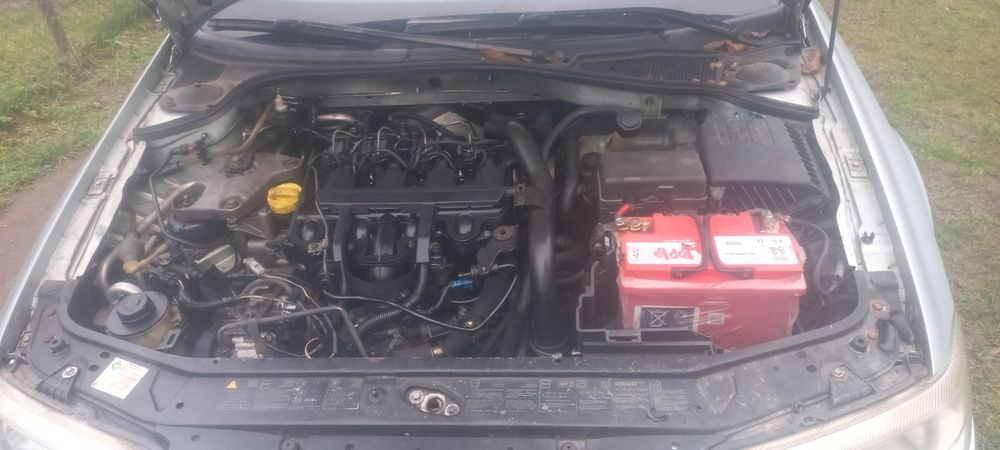 Продам RENULT 2005