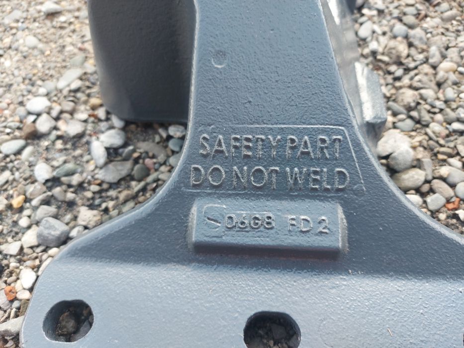 Łapy pod siodło Jost