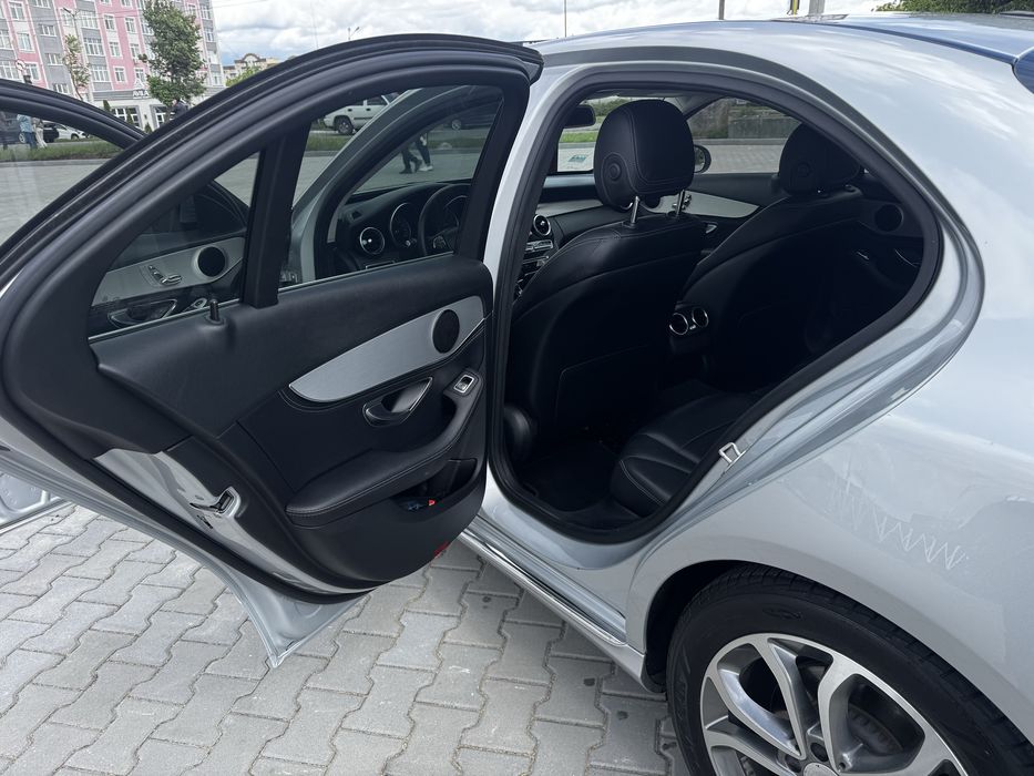 Продам  Mercedes Benz w205