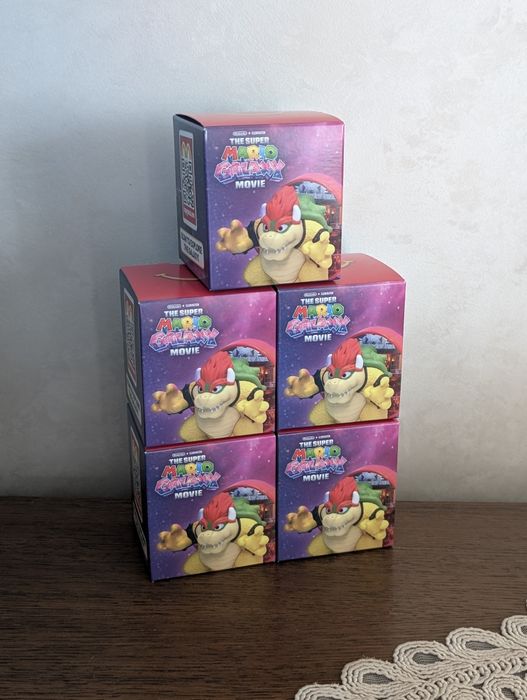 Happy Meal від McDonald's Супер Маріо Галаксі та інші