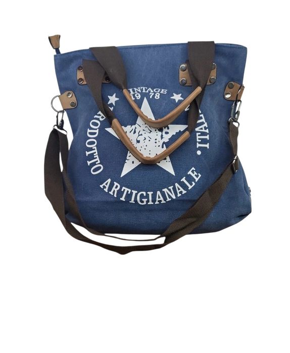 Niebieska torebka shopper