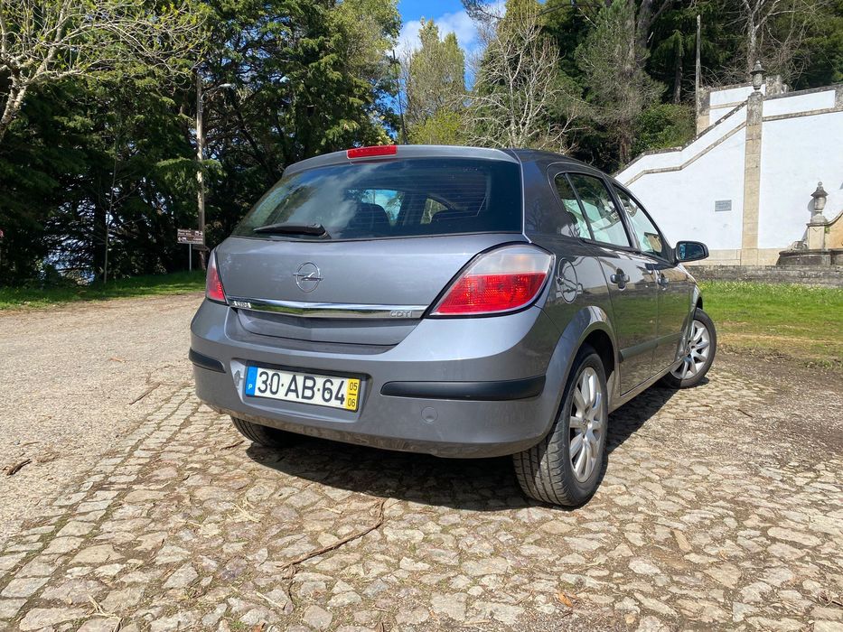 Opel astra H 1.3