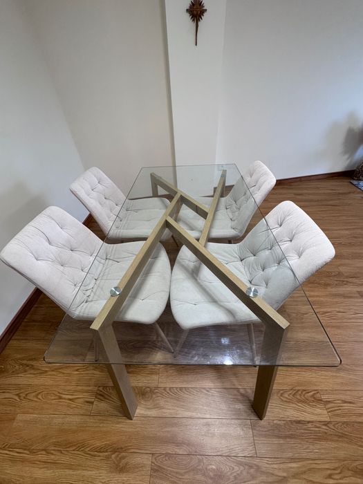 Mesa de jantar 4 lugares