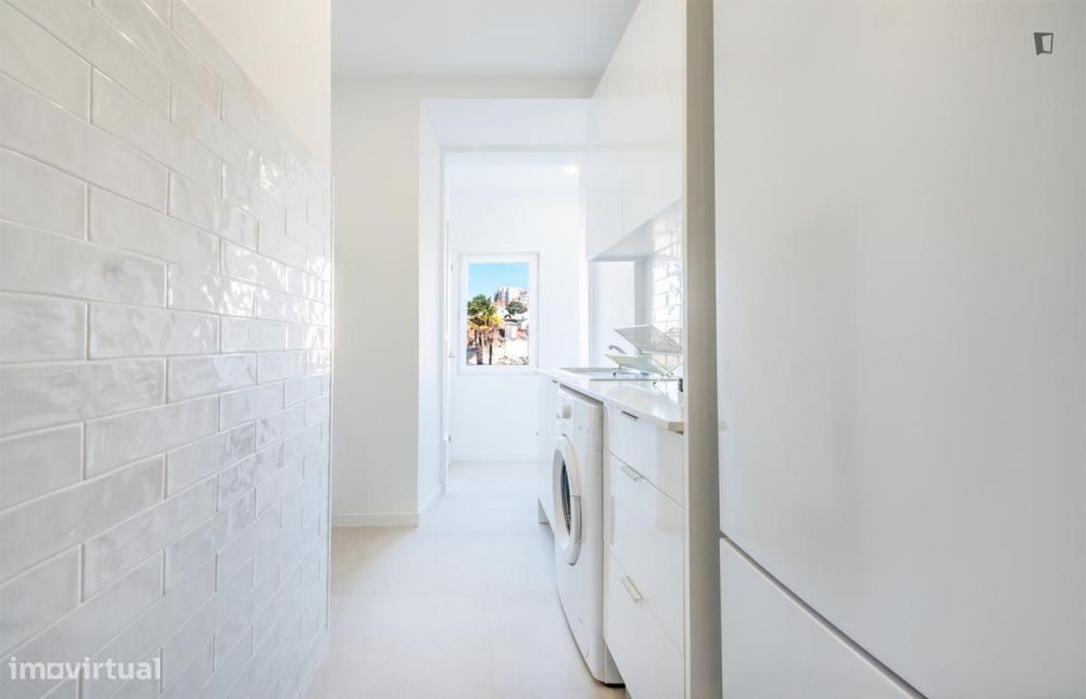 Quarto - localizado em Mouraria Lisbon