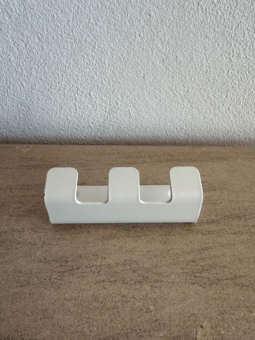 Suporte / gancho metálico para IKEA