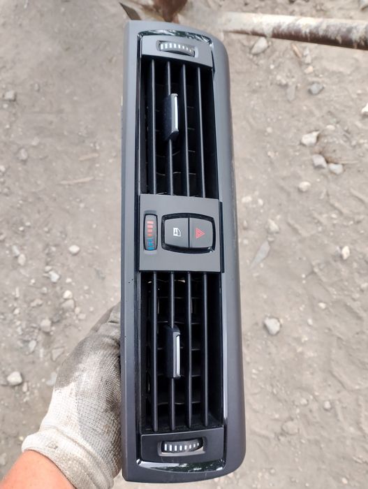 Kratka środkowa BMW f20