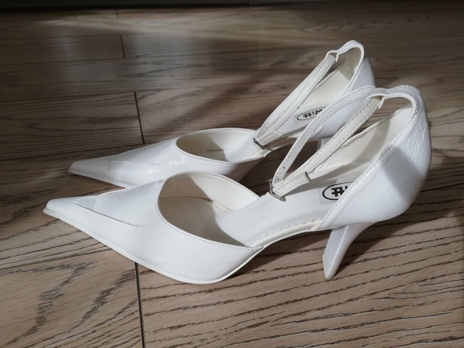 Buty białe do ślubu  r.39