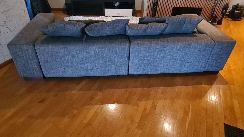 Sofá cinza 4 lugares bom estado