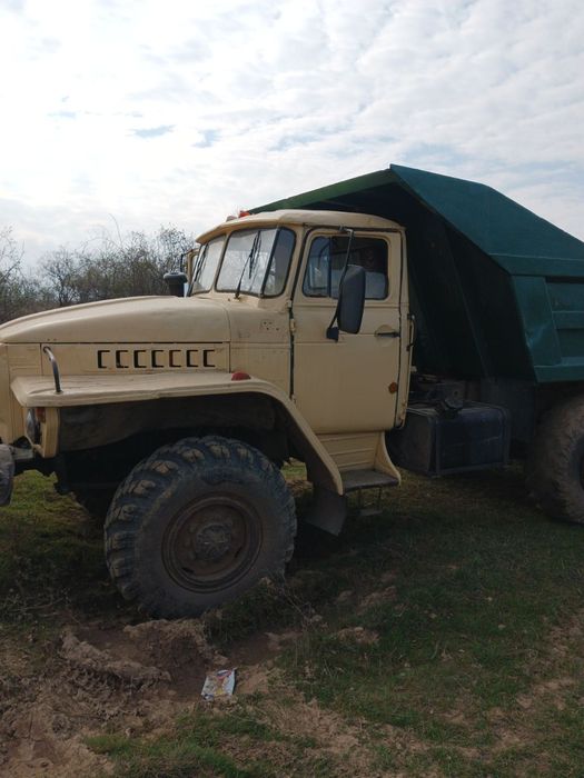 Продам машину урал 5557 1986р