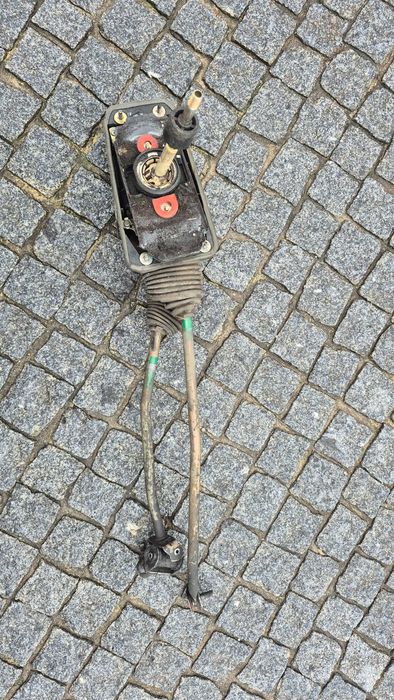 AUDI A4 B5/PASSAT B5-Seletor Caixa de Velocidades 1.9 TDI PD 115CV AJM