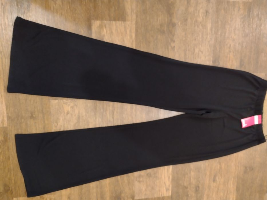 Костюм з брюками недорого