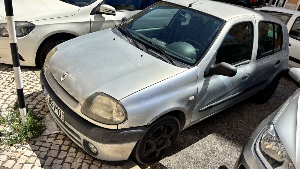 Renault clio B  motor operacinal
