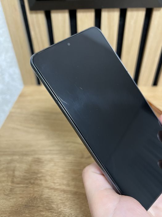 Смартфон Samsung Galaxy S21 5G 128Gb