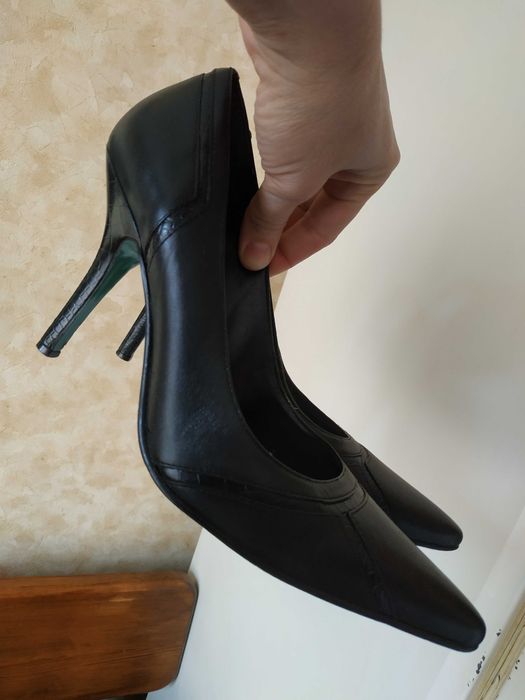 Туфлі-човники шкіряні чорні на шпильці FAITH 41 розмір 26,5см Бразилія