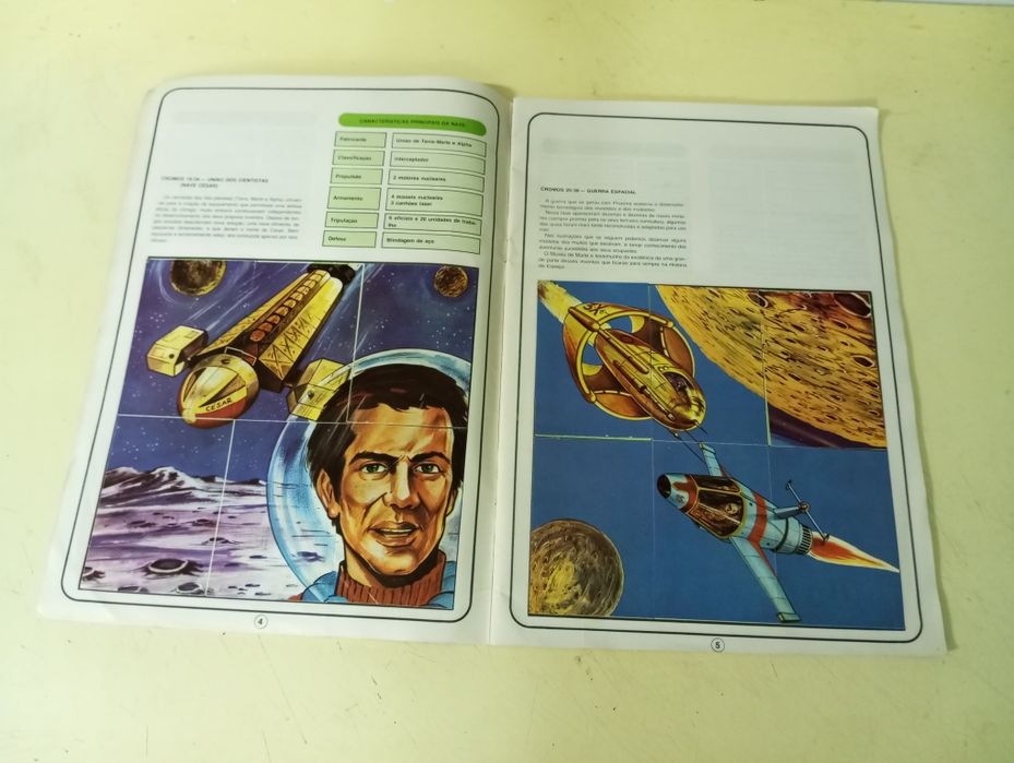 Caderneta cromos naves espaciais.