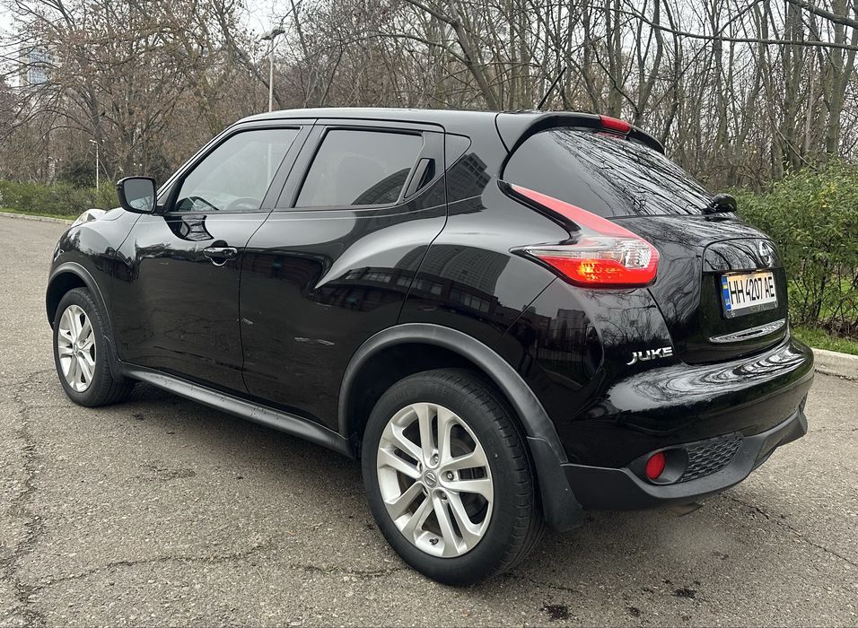 Nissan Juke 2015 рестайл кожа, бесключевий, люк. Ниссан Жук