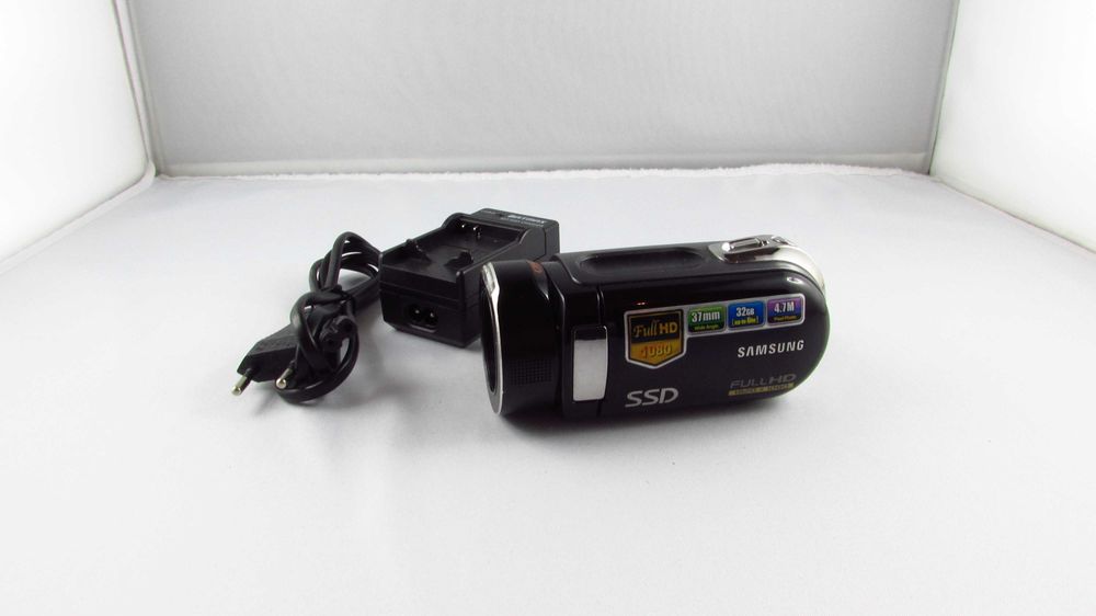 SAMSUNG - HMX-H105 Kamera cyfrowa