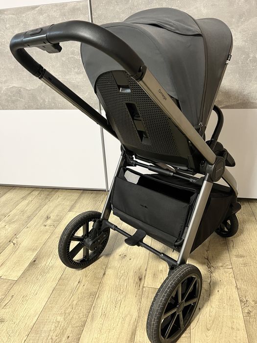 Коляска 2в1  Carrello Omega Plus