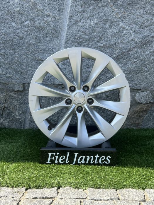 Jantes Tesla 5x120 19’