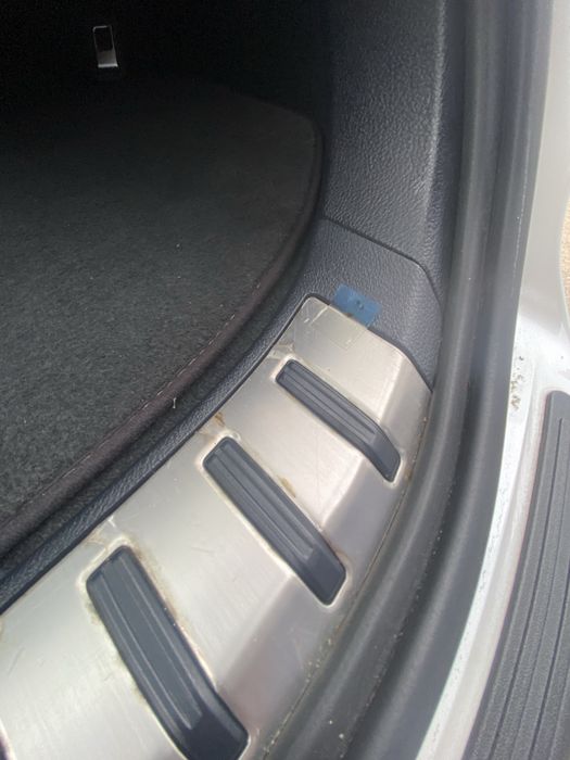 Продам Lexus 2019 2.5 гибрид
