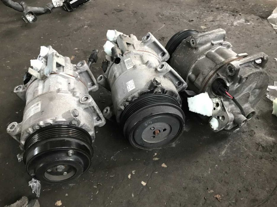 Компрессор кондиционера с разборки Mercedes W204 W205 W212 W213 W212
