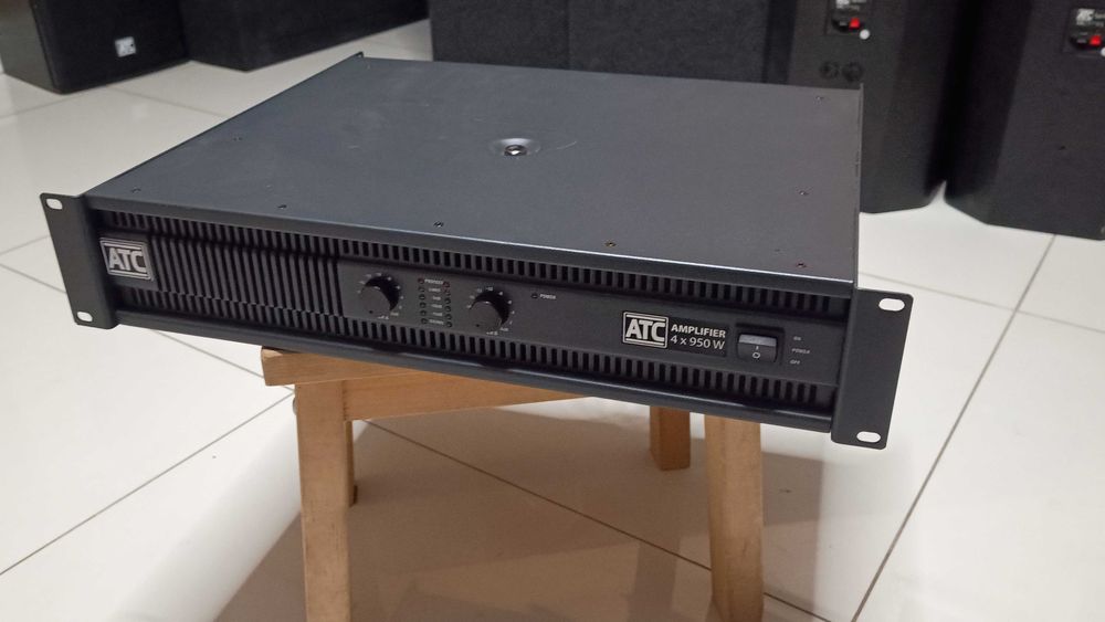 Końcówka mocy LD Systems DEEP2 1600 | 2x 650W (4Ω) | Solidna Klasa H