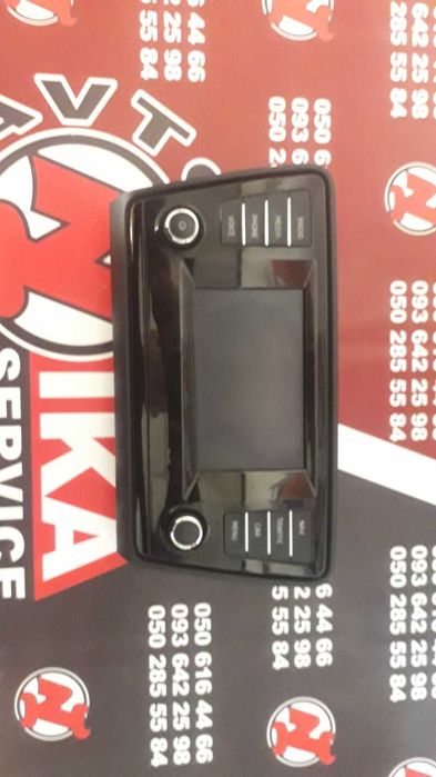 Магнітола (радіо,навігація) Skoda Octavia A7 5e0920941