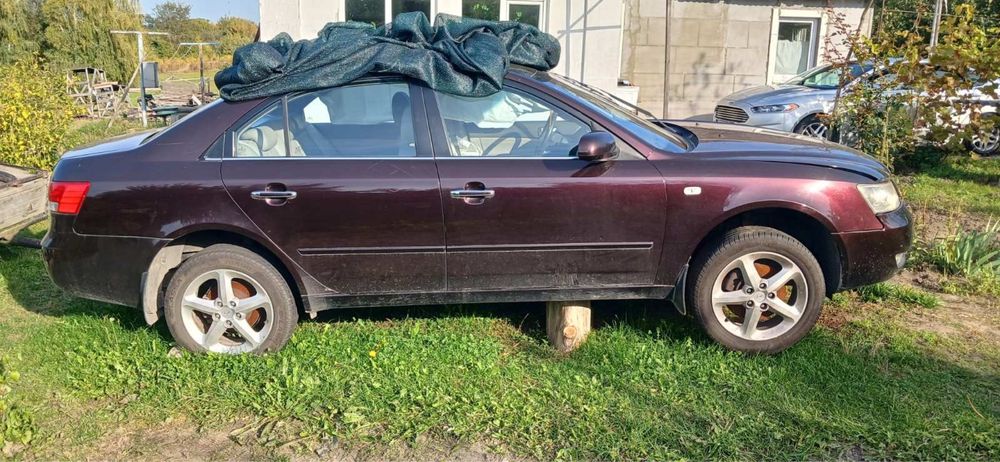 Продам автомобіль Hyundai Sonata