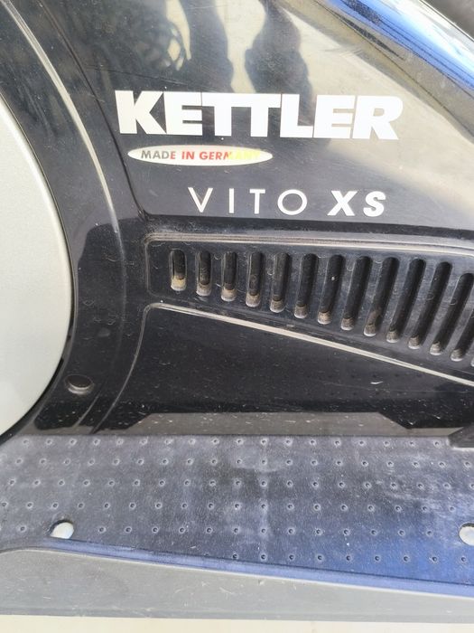 Vendo elíptica com pouco Usó. Maquina KETTELR. modelo xs Vito
